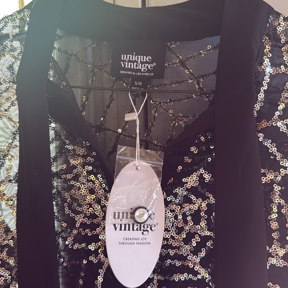 NWT Unique Vintage sequined spider web 🕸️ sheer button down - Picture 2 of 6